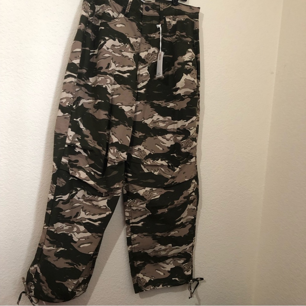 Good American Womens 10/30 Forest Camo Pants Pockets Drawstrings NWT - Picture 2 of 13